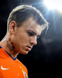 他要是加盟辽宁铁人！将成为本赛季中超身价最高的球员，值得期待